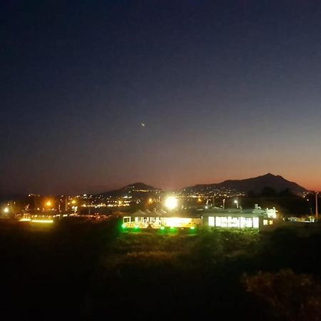 La Casa Sul Lago Bacoli Exteriör bild